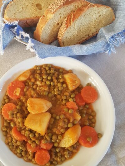 Recipe For Arakas Lathera Greek Style Peas Cooked in Tomato